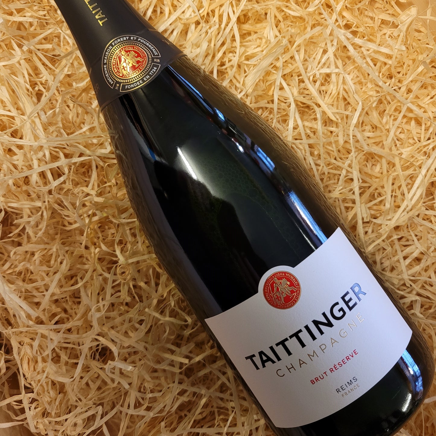 Taittinger Brut Réserve, Champagne, France NV (12.5% Vol)(Gift Box)
