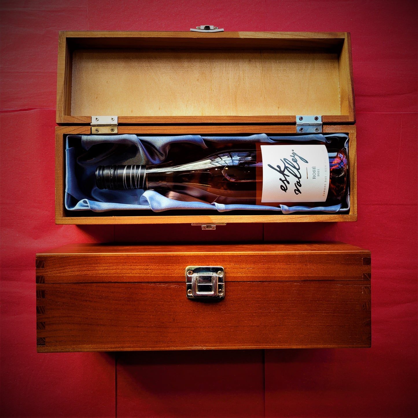 Esk Valley Merlot Rosé in Deluxe Valentine's Gift Box
