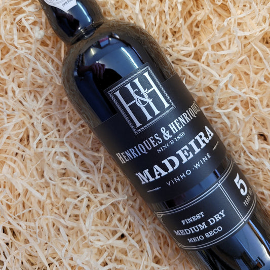 Henriques & Henriques 5 Year Old Finest Medium Dry, Madeira (50cl) (19% Vol)