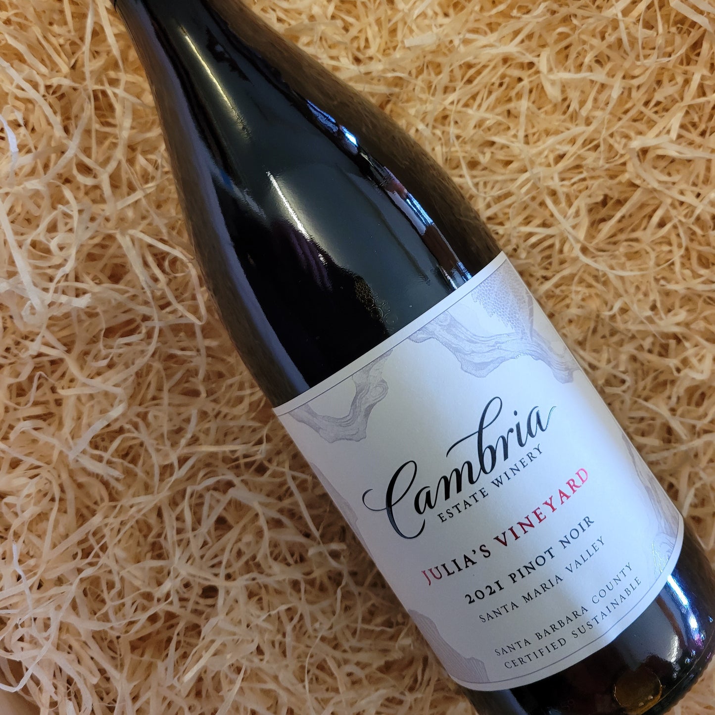 Cambria Estate Winery Julia's Vineyard Pinot Noir, Santa Maria Valley, California 2020 (14% Vol)