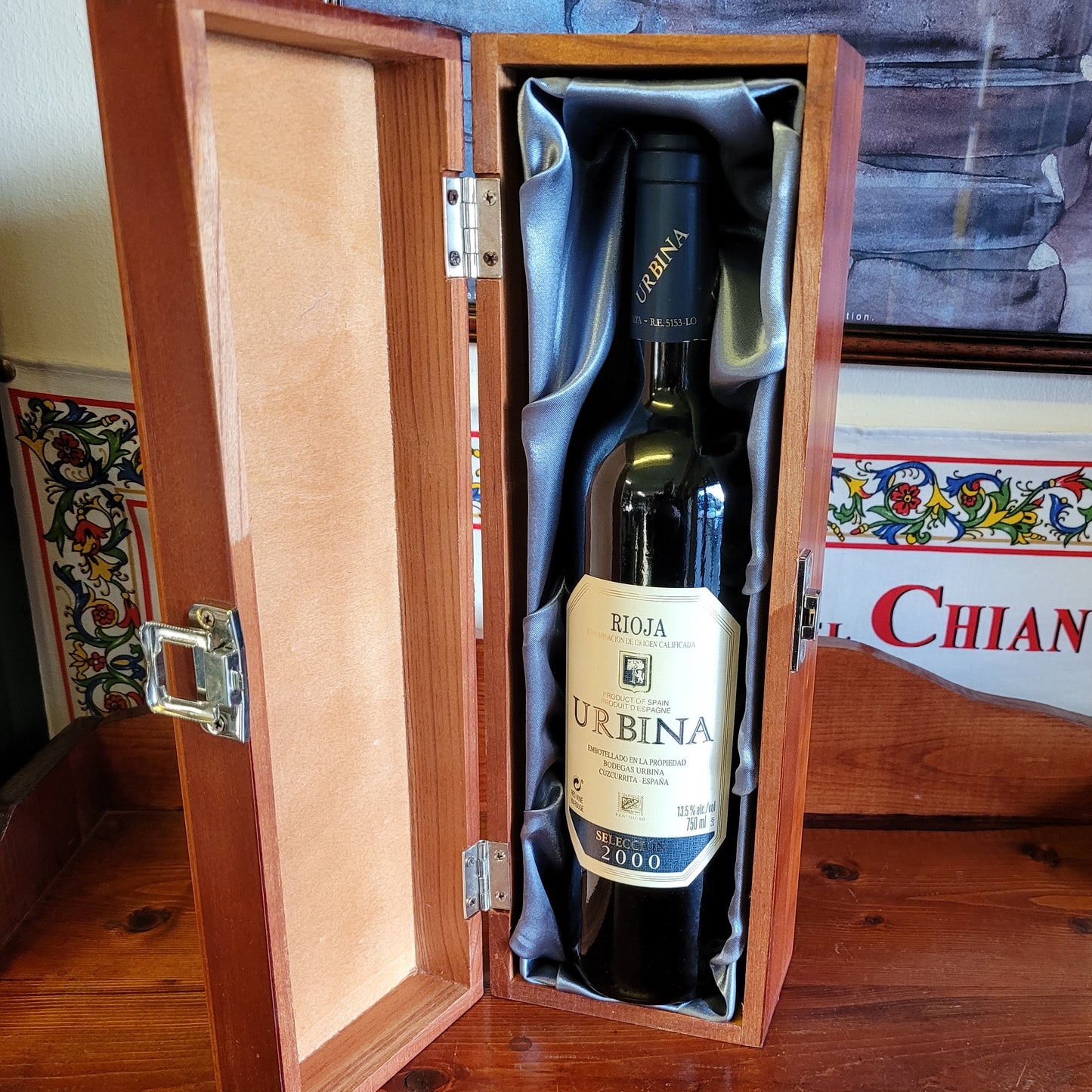 1 Bottle Deluxe Gift Box (Wooden)
